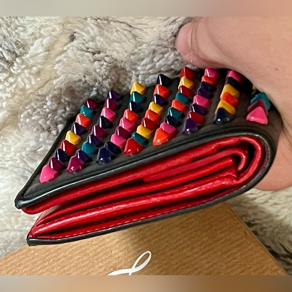 Christian Louboutin Multicolor Studded
Patent Leather Bifold card case holder - Picture 4 of 15